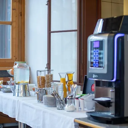 Elisabeth بيت ريفي *