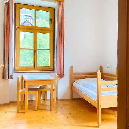 Elisabeth باد اوسي